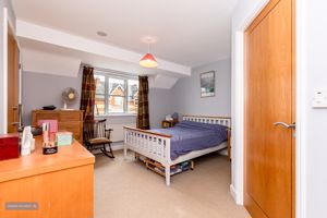 Bedroom- click for photo gallery